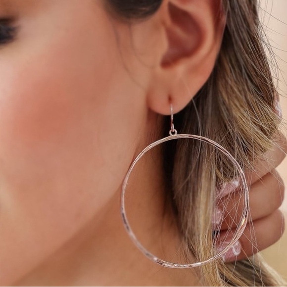 Gorjana Other - Gorjana Hoop Earrings